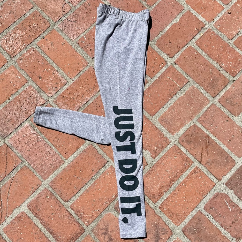 NIKE Just Do It gray leggings
